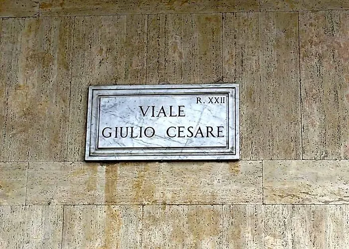 Houspitality Caesar Oda ve Kahvaltı Roma