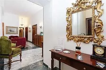Houspitality Caesar Oda ve Kahvaltı Roma