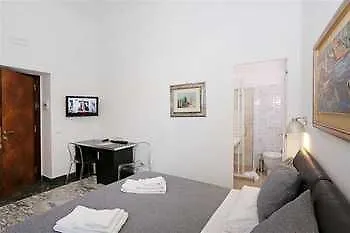 Houspitality Caesar Oda ve Kahvaltı 4*
