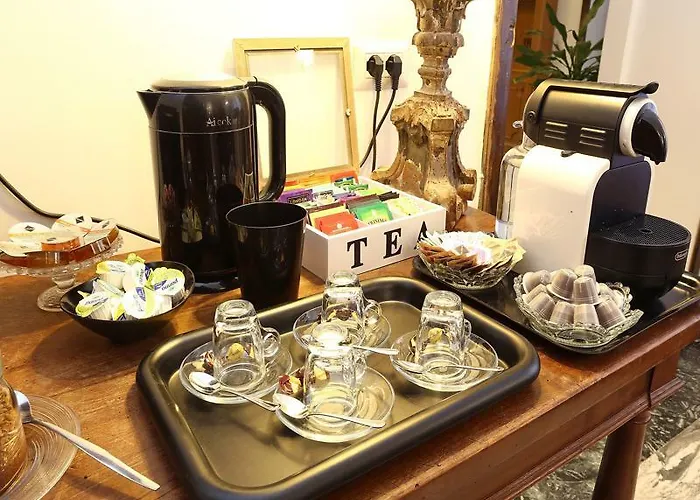 Houspitality Caesar Oda ve Kahvaltı 4*